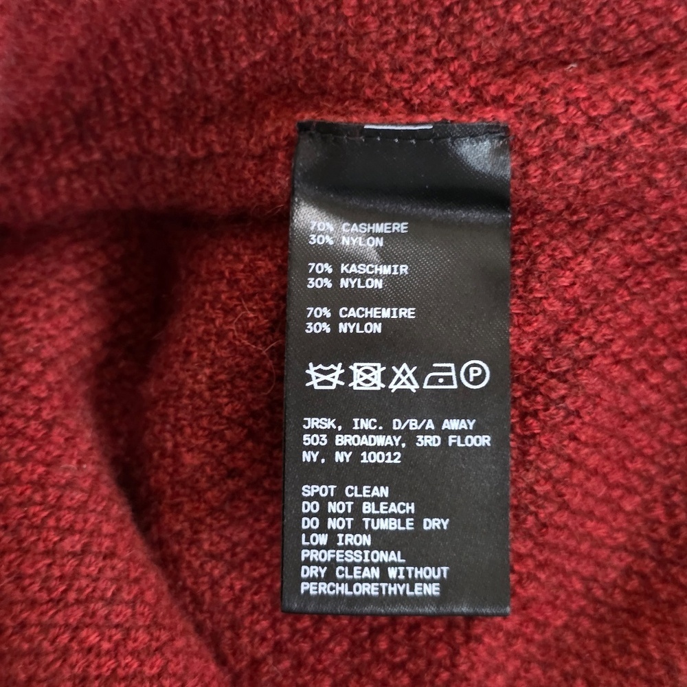Away Red Cashmere Travel Beanie - OS - Picture 4 of 4
